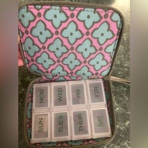 New With Tags…Vera Bradley Essential Travel Pill Case…Deep Lichen Green